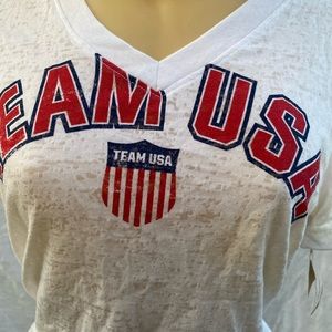 TEAM USA WOMEN AND GIRLS LOGO SHIRT